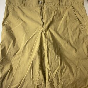 Eddie Bauer Men's Tan Flat Front Shorts